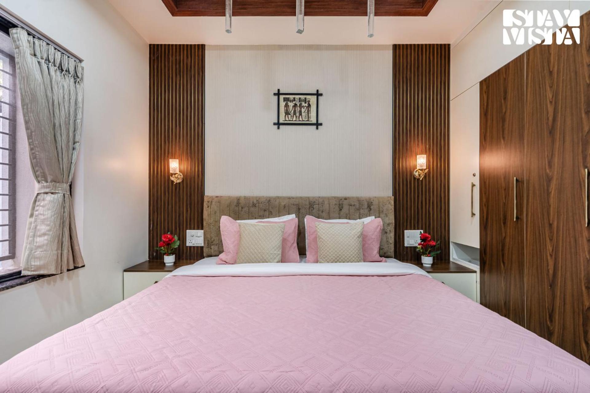 Serenity Meadows With Pool By Veo - Part Of Stayvista Nashik Esterno foto